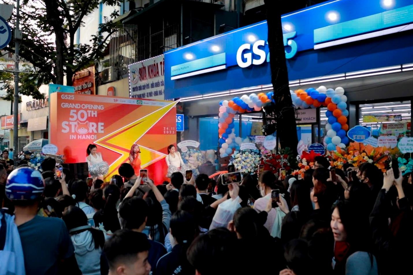 GS25 Việt Nam chạm mốc cửa hàng thứ 50 tại Hà Nội sau 9 tháng- Ảnh 2. GS25 Việt Nam chạm mốc cửa hàng thứ 50 tại Hà Nội sau 9 tháng- Ảnh 2.