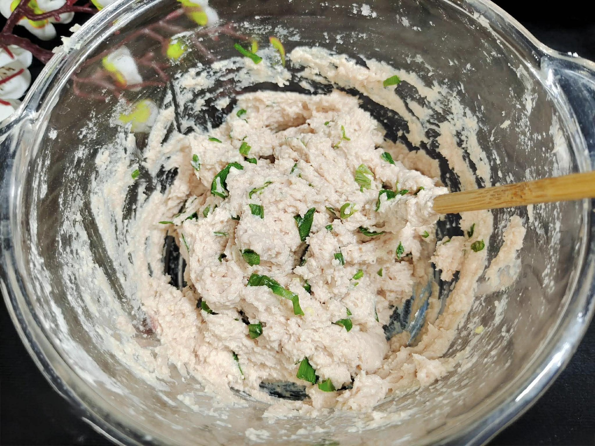 Món ăn này chỉ dùng nguyên liệu đơn giản nhưng hương vị lại tuyệt vời, tươi mát và sảng khoái- Ảnh 3.