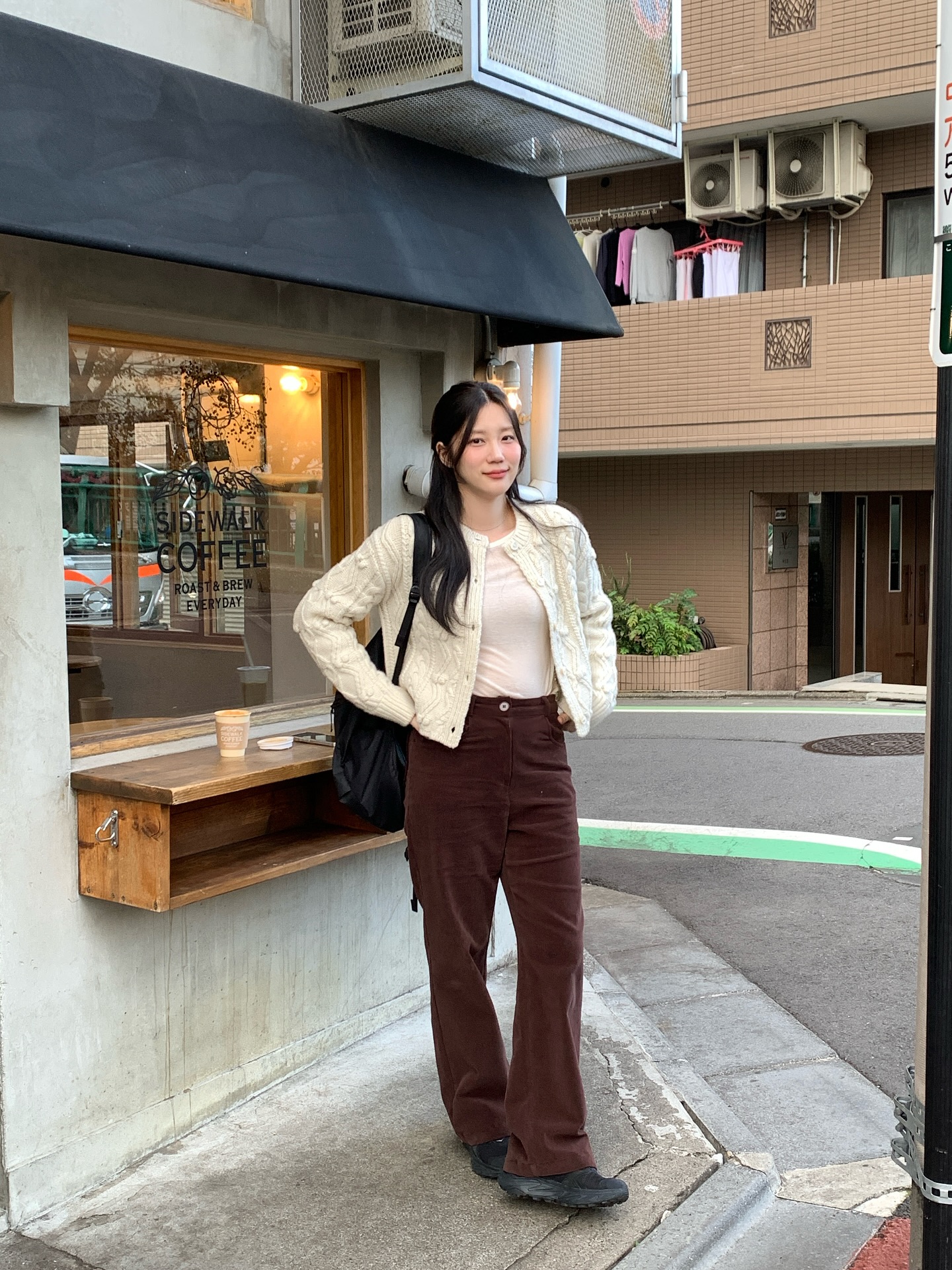 5 cách mặc áo len hack tuổi "bất bại", chắc chắn là nhiều chị em chưa biết hết- Ảnh 4. 5 cách mặc áo len hack tuổi "bất bại", chắc chắn là nhiều chị em chưa biết hết- Ảnh 4.