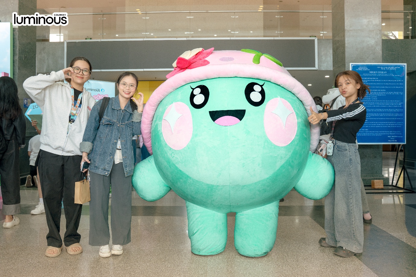 Sống xanh, skincare lành: Gen Z tìm thấy chân ái với định vị thương hiệu mới của COLORKEY Luminous- Ảnh 2.