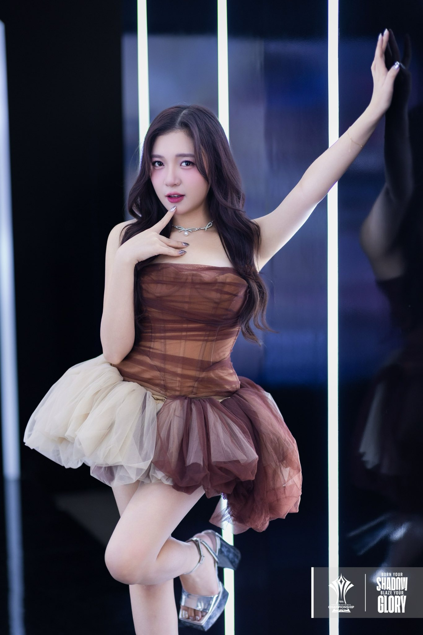 photo-1764297716655 photo-1764297716655