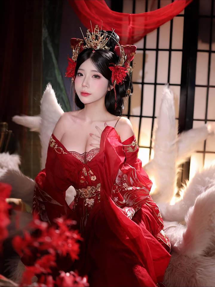 Theo đuổi phong cách “thần tiên tỷ tỷ”, hot girl vẫn khoe dáng bốc lửa khiến fan u mê- Ảnh 7. Theo đuổi phong cách “thần tiên tỷ tỷ”, hot girl vẫn khoe dáng bốc lửa khiến fan u mê- Ảnh 7.