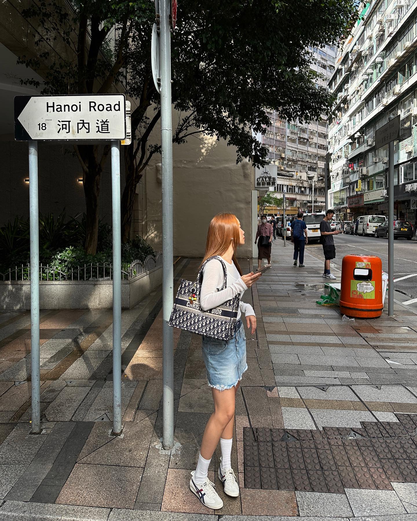 Riêng khoản diện trang phục ngắn, chị em cứ tham khảo 10 set đồ của mỹ nhân Việt vì sành điệu miễn bàn- Ảnh 9. Riêng khoản diện trang phục ngắn, chị em cứ tham khảo 10 set đồ của mỹ nhân Việt vì sành điệu miễn bàn- Ảnh 9.