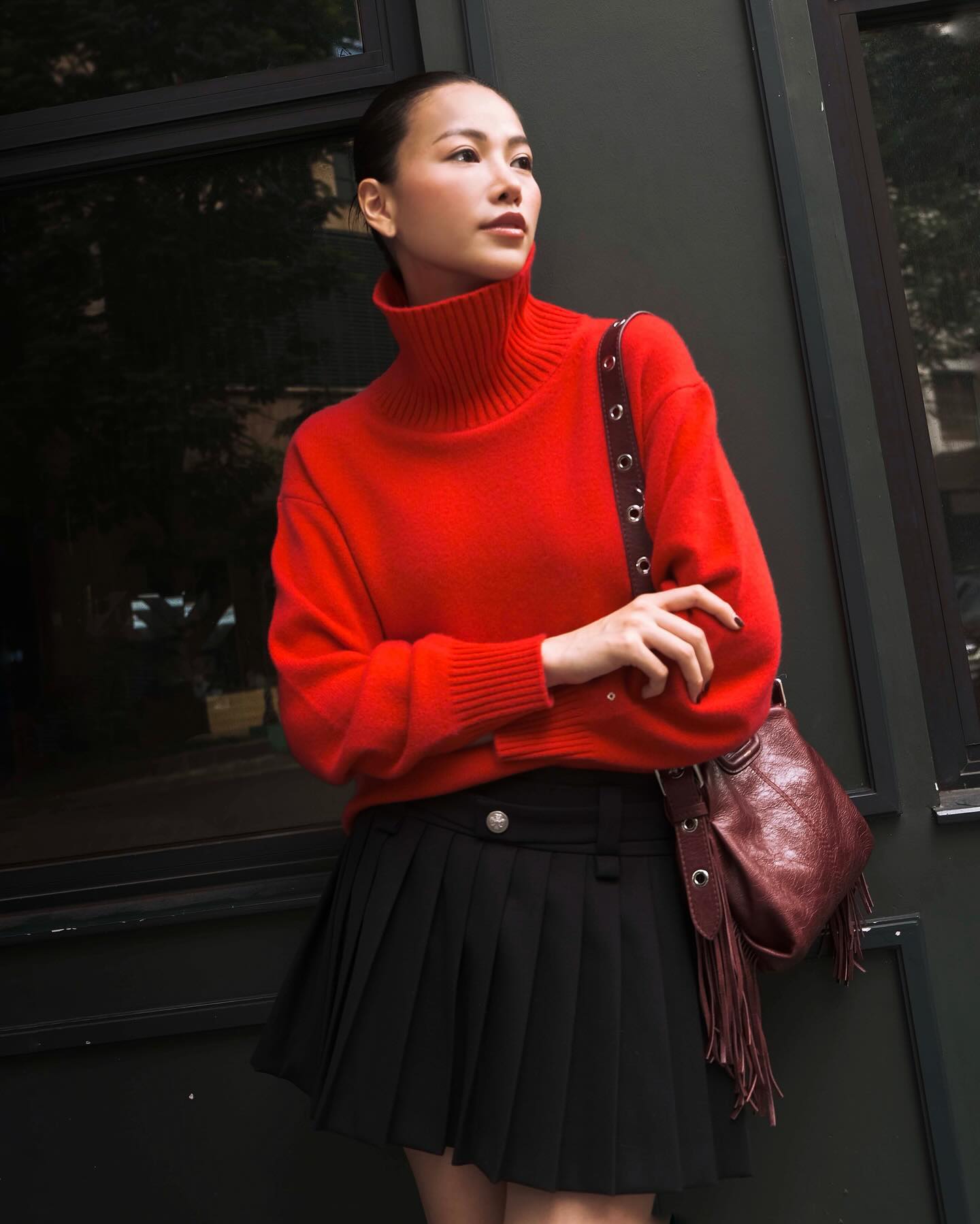 Riêng khoản diện trang phục ngắn, chị em cứ tham khảo 10 set đồ của mỹ nhân Việt vì sành điệu miễn bàn- Ảnh 8. Riêng khoản diện trang phục ngắn, chị em cứ tham khảo 10 set đồ của mỹ nhân Việt vì sành điệu miễn bàn- Ảnh 8.