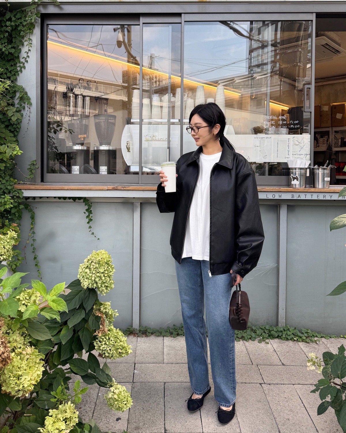 5 mẫu áo khoác sang chảnh bậc nhất mùa đông, sắm 1 lần mặc đẹp tới vài năm nữa- Ảnh 6. 5 mẫu áo khoác sang chảnh bậc nhất mùa đông, sắm 1 lần mặc đẹp tới vài năm nữa- Ảnh 6.