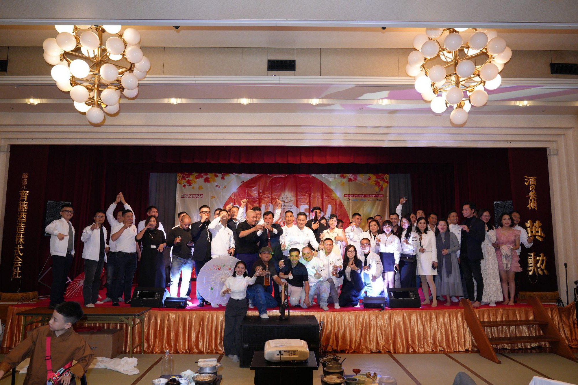 Bán phim cách nhiệt - Khám phá thế giới: “Hành trình mùa thu Nhật Bản 2025”- Ảnh 4. Bán phim cách nhiệt - Khám phá thế giới: “Hành trình mùa thu Nhật Bản 2025”- Ảnh 4.