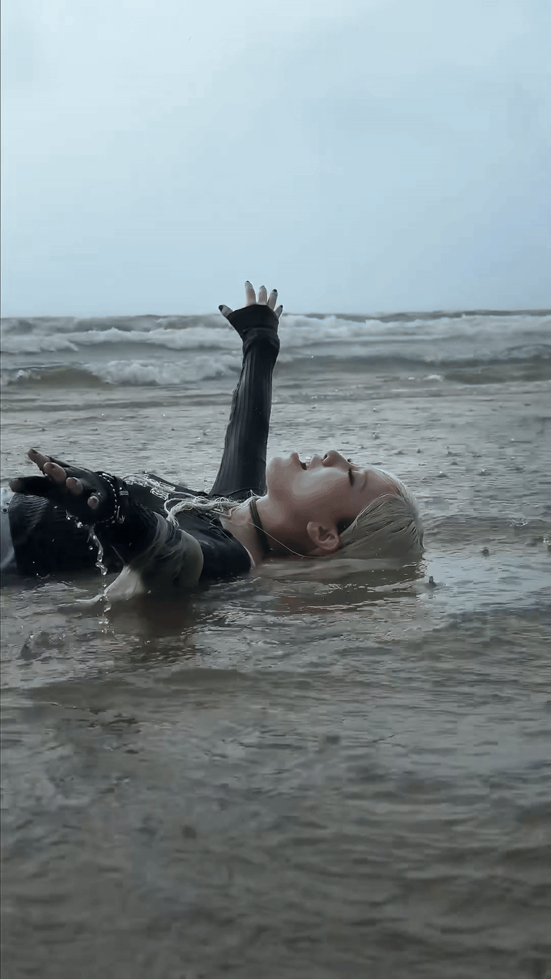 Nữ ca sĩ phiền nhất showbiz- Ảnh 2. Nữ ca sĩ phiền nhất showbiz- Ảnh 2.