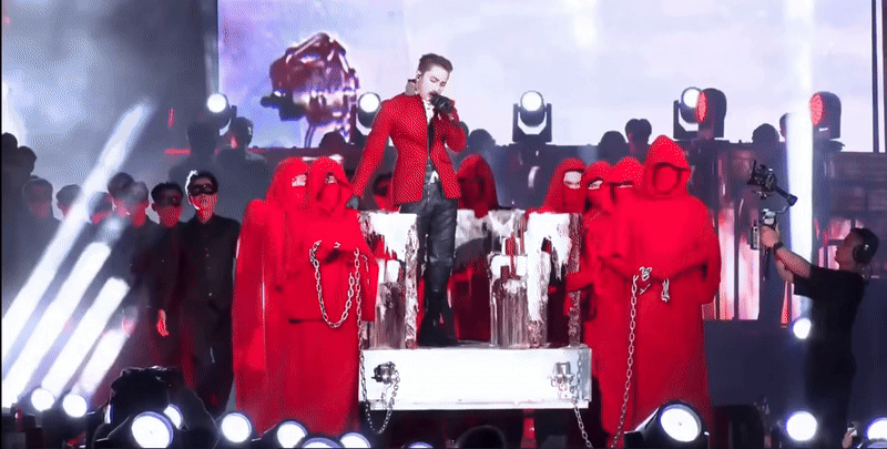 Sơn Tùng chơi Halloween muộn quá, nhưng visual quá nét!- Ảnh 2.