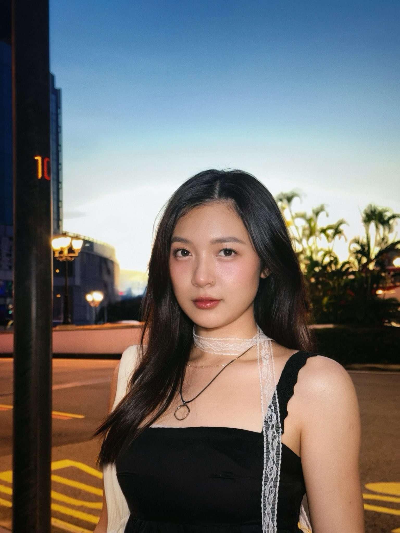 MC Phương Thảo khiến fan trầm trồ với màn trở lại sân khấu ĐTDV mùa Đông 2025- Ảnh 2. MC Phương Thảo khiến fan trầm trồ với màn trở lại sân khấu ĐTDV mùa Đông 2025- Ảnh 2.