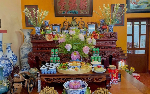 5 loại hoa tuyệt đối không cắm trên bàn thờ: "Động" phong thủy, mất lộc tổ tiên- Ảnh 3.