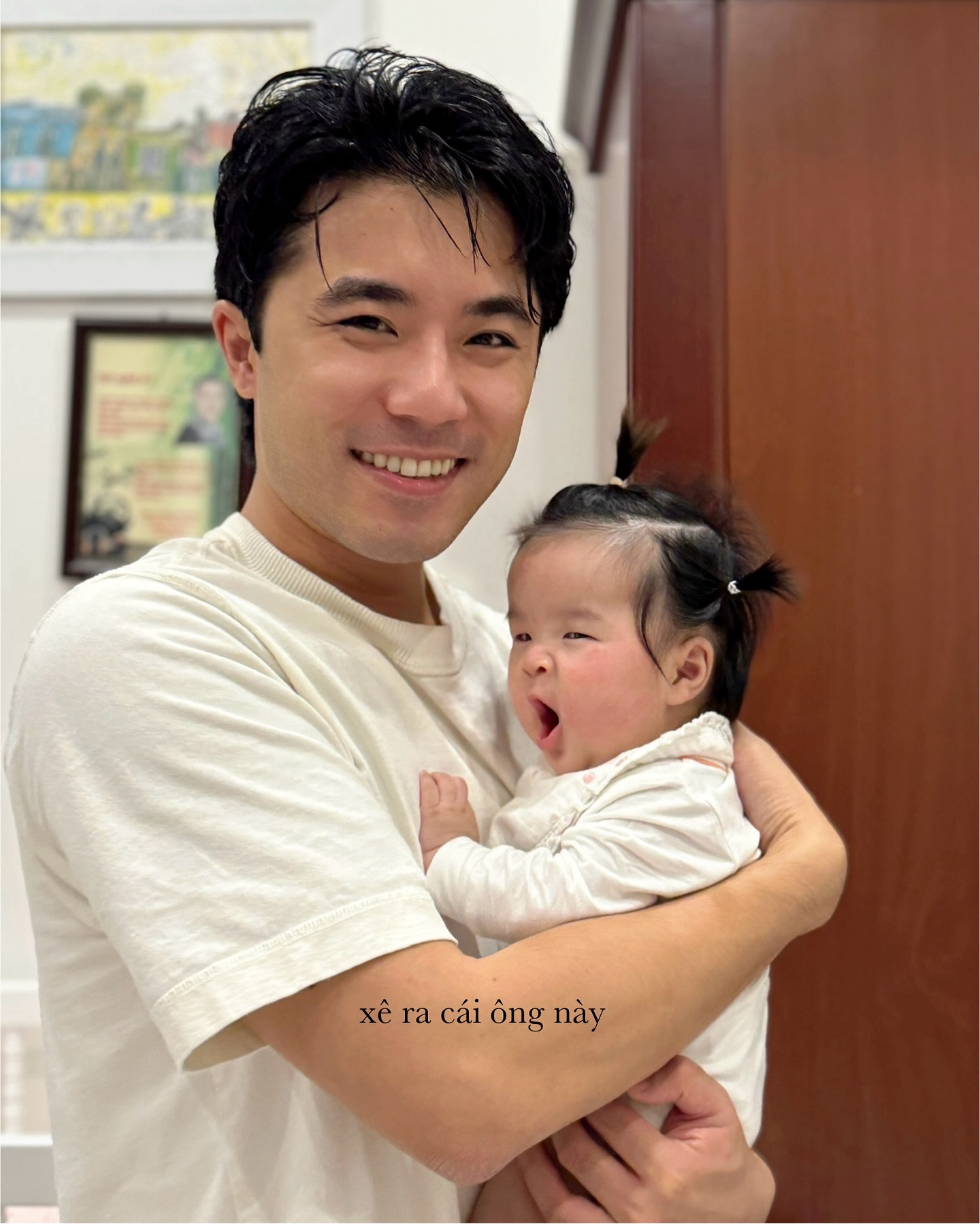 Công chúa nhỏ nhà NSƯT Xuân Hinh: Mới 4 tháng mà mái tóc dày mượt, 