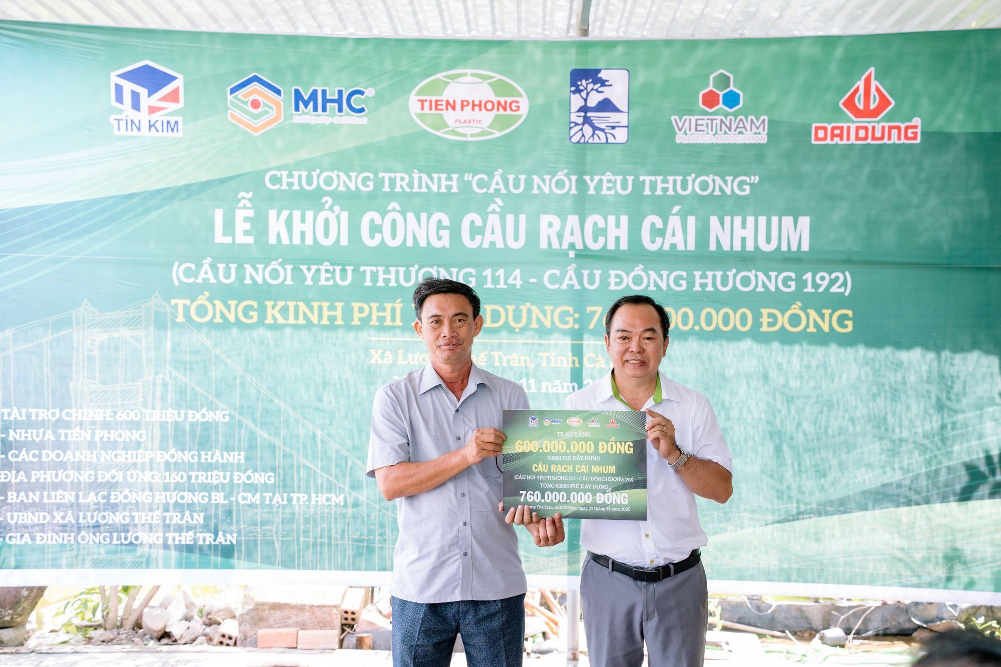 Nhựa Tiền Phong khởi công “Cầu nối yêu thương” số 114 tại Cà Mau- Ảnh 2. Nhựa Tiền Phong khởi công “Cầu nối yêu thương” số 114 tại Cà Mau- Ảnh 2.