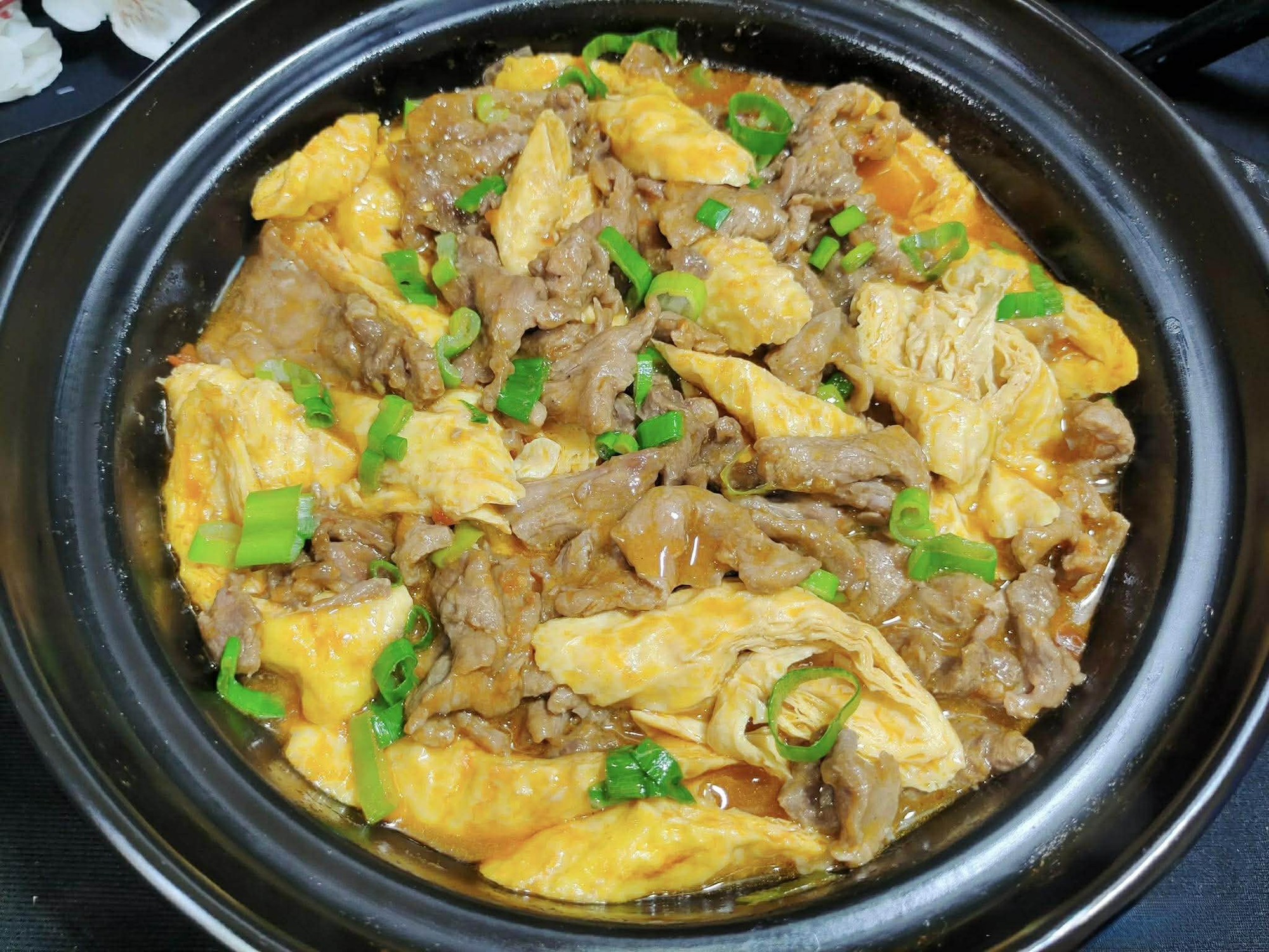 Bữa cơm mùa đông nhất định phải nấu món ăn này: Mỗi miếng đều mềm ngon, nước dùng trộn với cơm cực hợp- Ảnh 9. Bữa cơm mùa đông nhất định phải nấu món ăn này: Mỗi miếng đều mềm ngon, nước dùng trộn với cơm cực hợp- Ảnh 9.