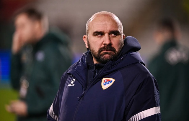 Huấn luyện viên 44 tuổi đột tử ngay trong trận đấu gây bàng hoàng- Ảnh 1.