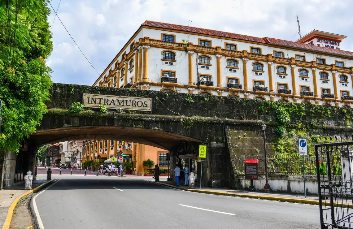 Lạc bước giữa phố cổ Intramuros - viên ngọc bí ẩn giữa lòng thủ đô Manila của Philippines- Ảnh 1. Lạc bước giữa phố cổ Intramuros - viên ngọc bí ẩn giữa lòng thủ đô Manila của Philippines- Ảnh 1.