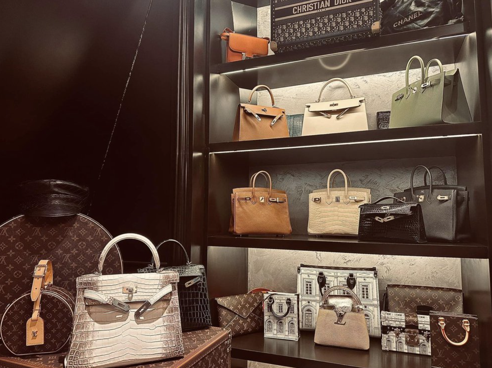 BST túi hàng hiệu của Đoàn Di Băng: Hermès đựng cún cưng, Dior và Chanel để đi chợ- Ảnh 9.