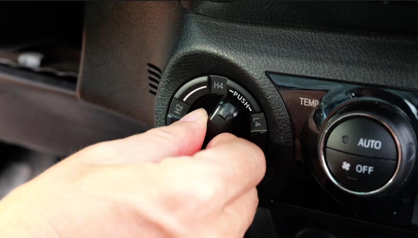 Toyota Hilux “khuấy đảo” giải đua xe ô tô địa hình lớn nhất Việt Nam năm 2025- Ảnh 3.