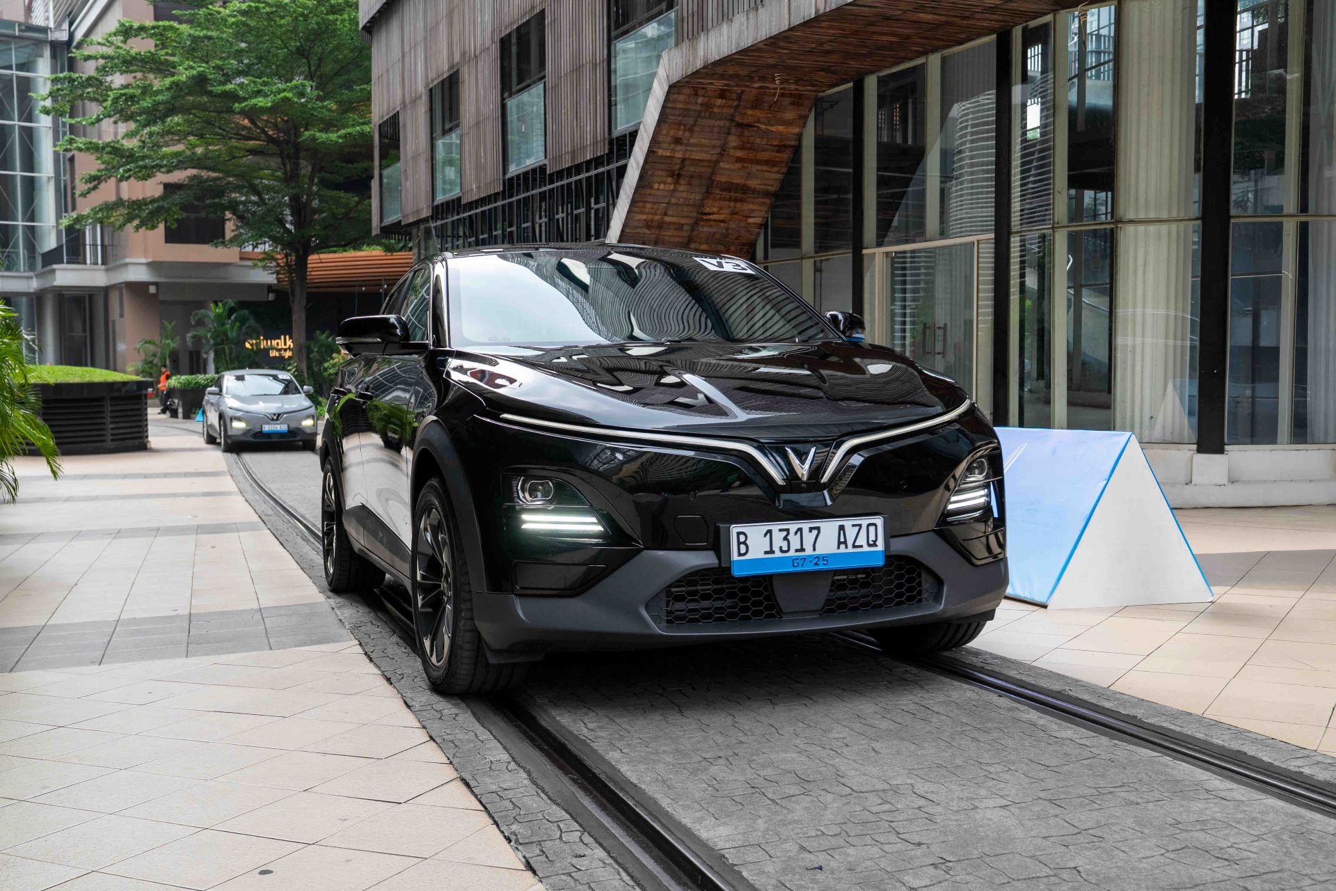 VinFast “tỏa sáng” tại CNN Indonesia Awards với cú đúp giải thưởng quan trọng- Ảnh 2. VinFast “tỏa sáng” tại CNN Indonesia Awards với cú đúp giải thưởng quan trọng- Ảnh 2.