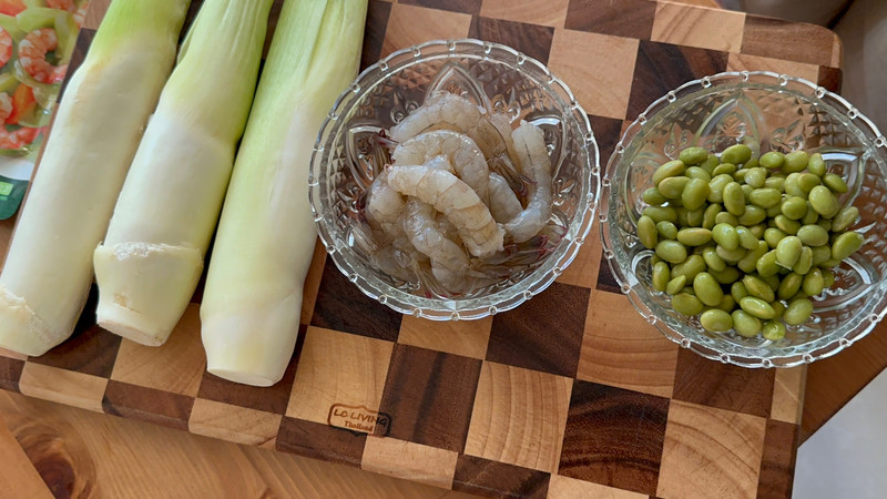 Loại "rau" này đang vào mùa, dùng xào với tôm và đậu nành vừa ngon miệng lại giúp giải độc gan, bồi bổ cơ thể- Ảnh 1. Loại "rau" này đang vào mùa, dùng xào với tôm và đậu nành vừa ngon miệng lại giúp giải độc gan, bồi bổ cơ thể- Ảnh 1.