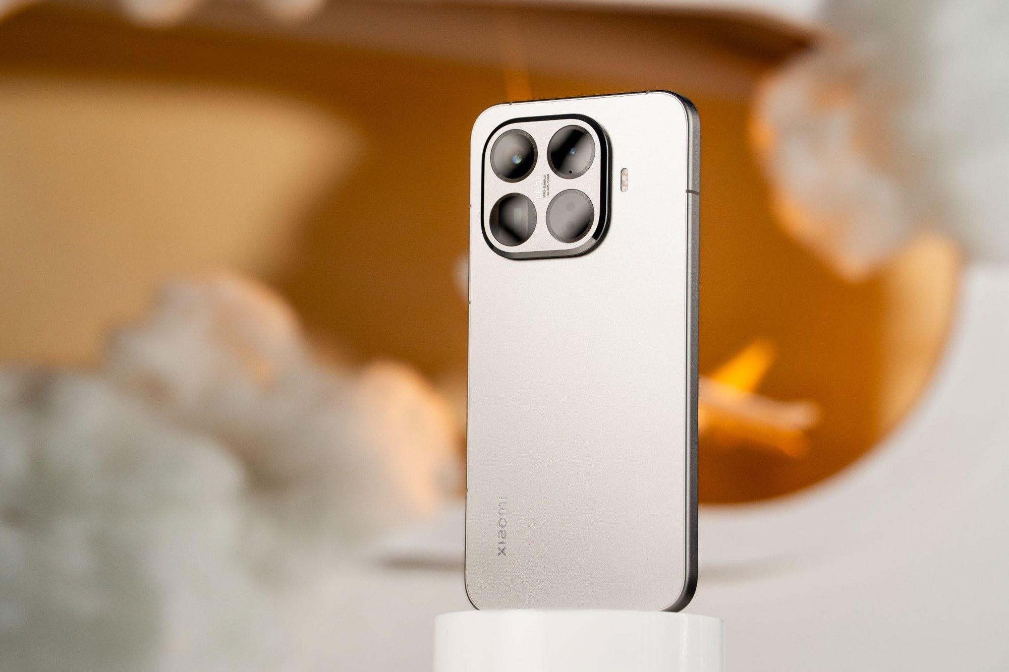 Xiaomi 15T Series và những chuẩn mực smartphone cận cao cấp mới- Ảnh 2. Xiaomi 15T Series và những chuẩn mực smartphone cận cao cấp mới- Ảnh 2.