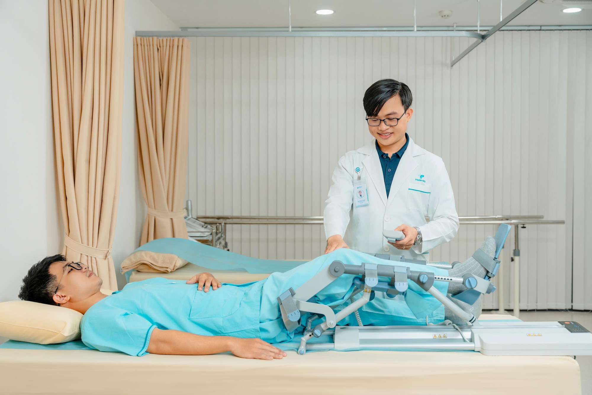 Hành trình hồi phục sau đột quỵ: Sức khỏe - nền tảng sống còn của doanh nhân- Ảnh 2. Hành trình hồi phục sau đột quỵ: Sức khỏe - nền tảng sống còn của doanh nhân- Ảnh 2.