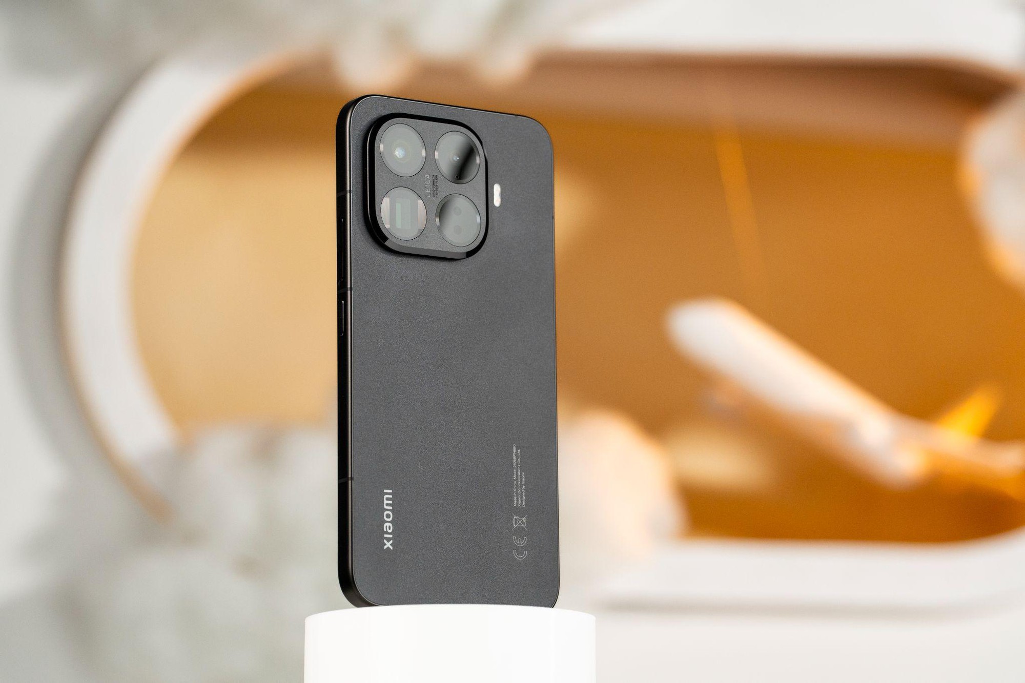 Bước chuyển mình chiến lược của Xiaomi: Từ “cấu hình cao - giá tốt” đến “trải nghiệm flagship cho số đông”- Ảnh 4. Bước chuyển mình chiến lược của Xiaomi: Từ “cấu hình cao - giá tốt” đến “trải nghiệm flagship cho số đông”- Ảnh 4.