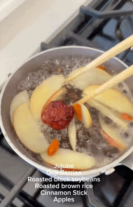 Phụ nữ Hàn "chống già" kiểu tiết kiệm: Uống trà dưỡng nhan từ táo đỏ để tăng sinh collagen, da dẻ sáng mịn- Ảnh 4. Phụ nữ Hàn "chống già" kiểu tiết kiệm: Uống trà dưỡng nhan từ táo đỏ để tăng sinh collagen, da dẻ sáng mịn- Ảnh 4.