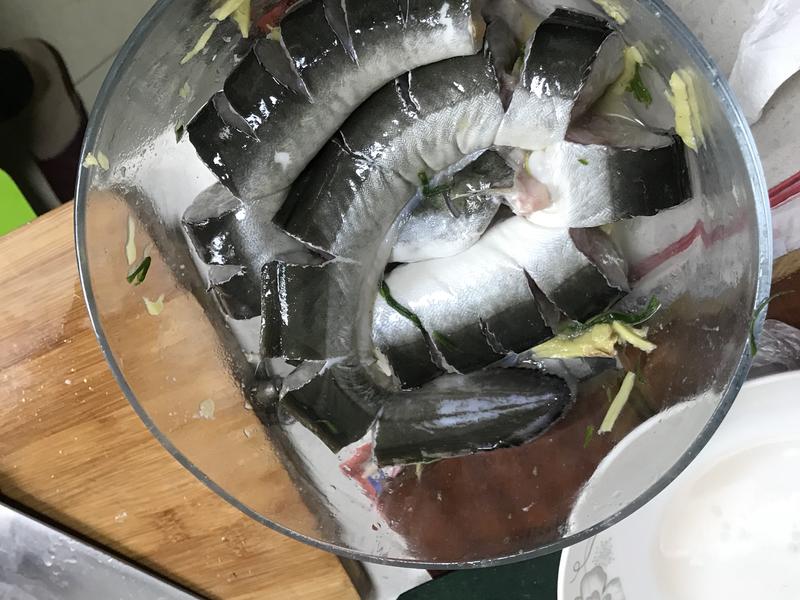 3 loại cá này ngon và bổ dưỡng nhất: Làm 3 món ăn siêu ngon lại giúp bổ não và có hệ miễn dịch tốt- Ảnh 4. 3 loại cá này ngon và bổ dưỡng nhất: Làm 3 món ăn siêu ngon lại giúp bổ não và có hệ miễn dịch tốt- Ảnh 4.