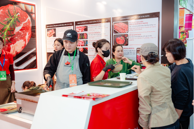 Vimex Food phối hợp Hiệp hội Thịt bò Canada tham gia triển lãm Vietfood & Beverage Hanoi 2025- Ảnh 2. Vimex Food phối hợp Hiệp hội Thịt bò Canada tham gia triển lãm Vietfood & Beverage Hanoi 2025- Ảnh 2.