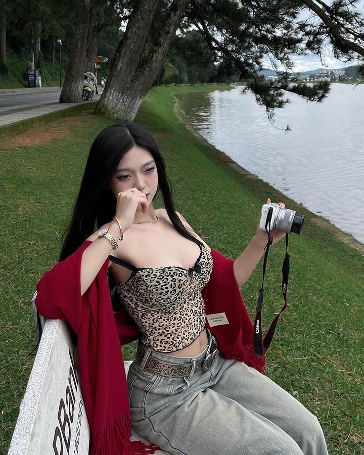 Visual đỉnh cao, hot girl khiến fan say đắm vì những bức ảnh táo bạo- Ảnh 4. Visual đỉnh cao, hot girl khiến fan say đắm vì những bức ảnh táo bạo- Ảnh 4.