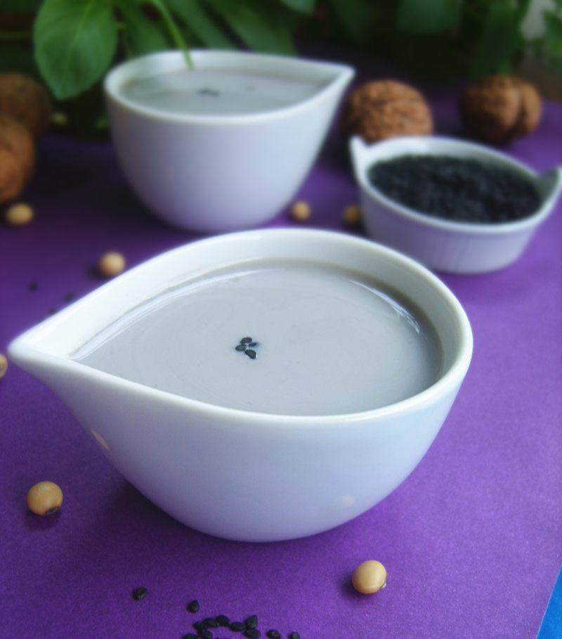 6 công thức sữa đậu nành cực tốt: Phụ nữ hãy luân phiên uống trong mùa đông để dưỡng ẩm da, bổ tỳ vị- Ảnh 4. 6 công thức sữa đậu nành cực tốt: Phụ nữ hãy luân phiên uống trong mùa đông để dưỡng ẩm da, bổ tỳ vị- Ảnh 4.