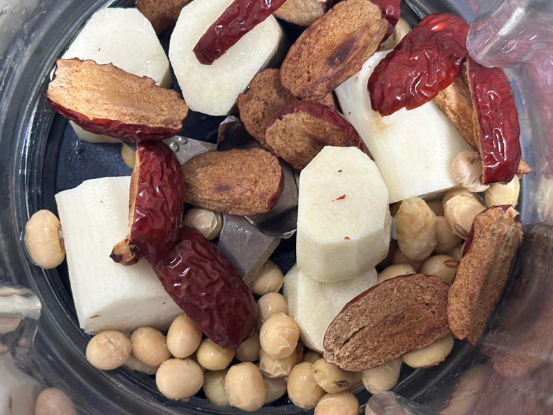 6 công thức sữa đậu nành cực tốt: Phụ nữ hãy luân phiên uống trong mùa đông để dưỡng ẩm da, bổ tỳ vị- Ảnh 5. 6 công thức sữa đậu nành cực tốt: Phụ nữ hãy luân phiên uống trong mùa đông để dưỡng ẩm da, bổ tỳ vị- Ảnh 5.