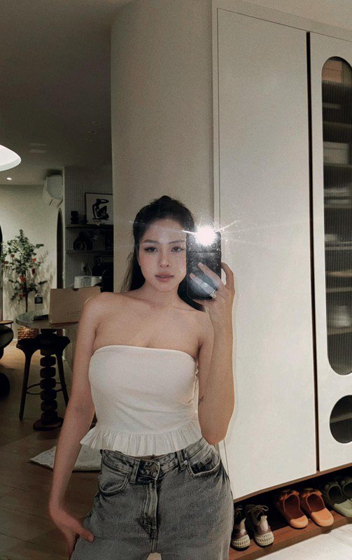 Trâm Anh tái xuất đánh pickleball: Ôi, sao vẫn đẹp nức nở vậy!- Ảnh 5. Trâm Anh tái xuất đánh pickleball: Ôi, sao vẫn đẹp nức nở vậy!- Ảnh 5.