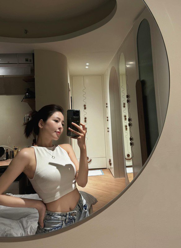 Trâm Anh tái xuất đánh pickleball: Ôi, sao vẫn đẹp nức nở vậy!- Ảnh 6. Trâm Anh tái xuất đánh pickleball: Ôi, sao vẫn đẹp nức nở vậy!- Ảnh 6.