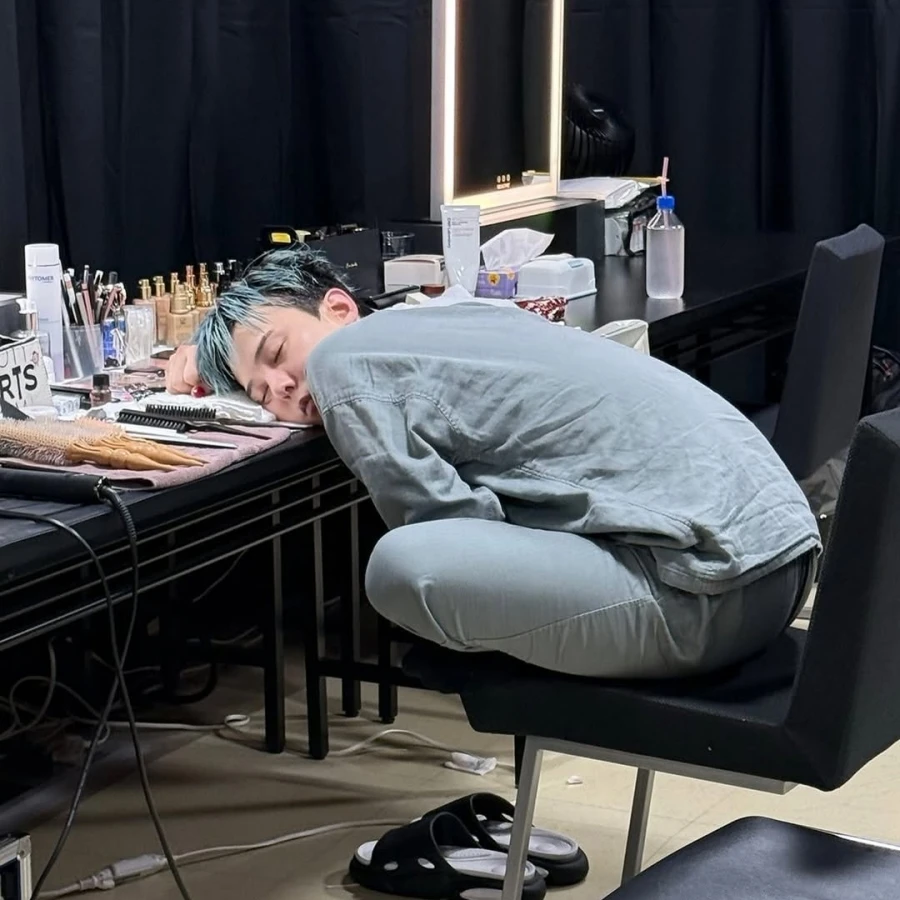 Đây là thứ giúp G-Dragon đẹp trai bất chấp, da căng sáng bất bại- Ảnh 3.