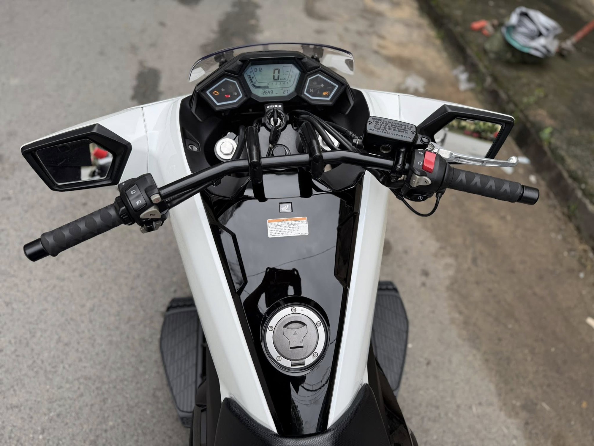 Xe tay ga 'phi thuyền' của Honda đang được rao bán ở Việt Nam, dùng chung một thứ với xe dẫn đoàn CSGT- Ảnh 13.