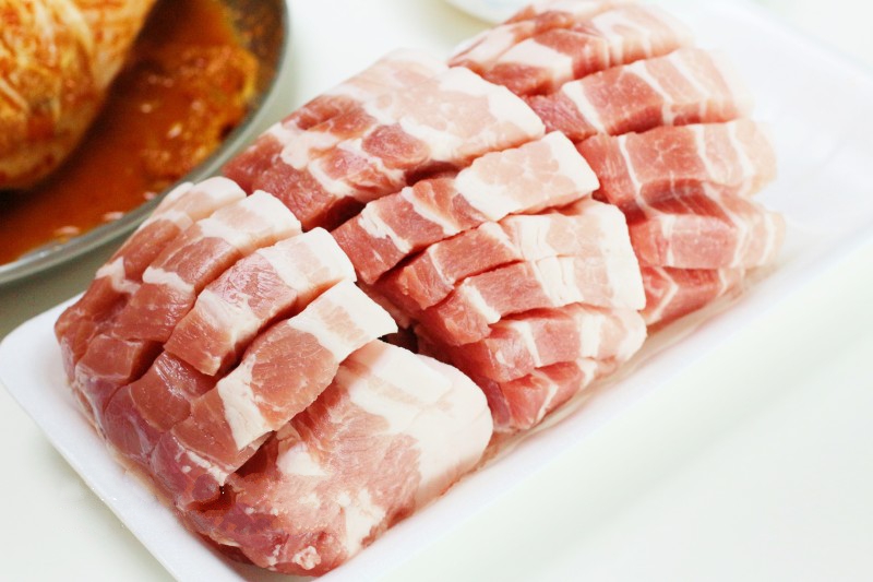 Bữa cơm mùa đông, mua ít thịt ba chỉ về nấu theo cách này ngon lạ bất ngờ, rất đưa vị- Ảnh 2. Bữa cơm mùa đông, mua ít thịt ba chỉ về nấu theo cách này ngon lạ bất ngờ, rất đưa vị- Ảnh 2.