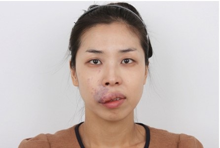 Cô gái vô danh khiến cả showbiz sững sờ với màn "vịt hoá thiên nga" thành mỹ nhân đẹp như búp bê - Ảnh 1.