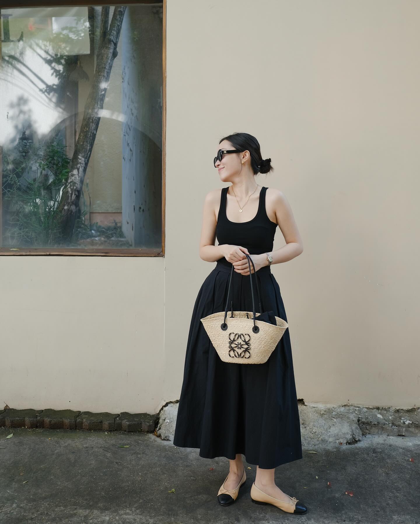 Cao chưa tới 1m60 nhưng Lê Hà Trúc vẫn hack dáng siêu đỉnh khi đi giày bệt, tất cả là nhờ 4 kiểu trang phục- Ảnh 11.