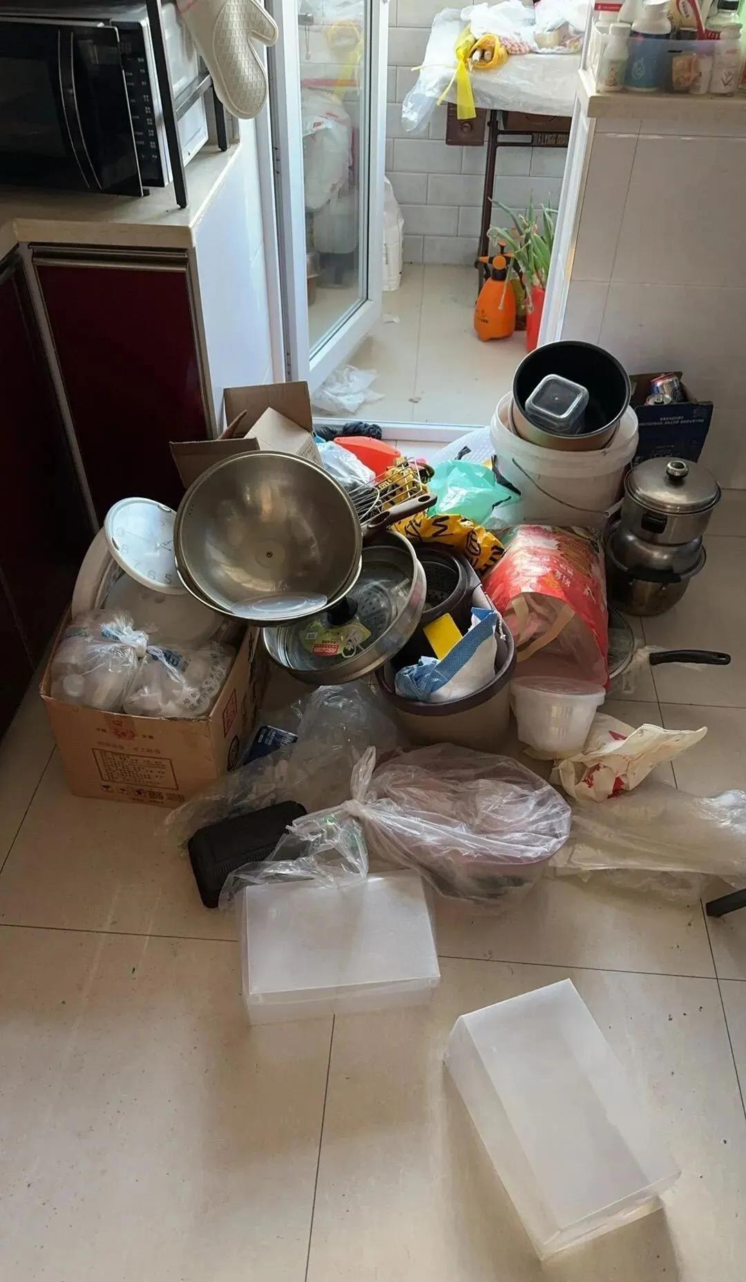 6 ‘lời nguyền bừa bộn’ khiến nhà bạn dọn mãi vẫn loạn - ai cũng mắc mà không biết- Ảnh 2. 6 ‘lời nguyền bừa bộn’ khiến nhà bạn dọn mãi vẫn loạn - ai cũng mắc mà không biết- Ảnh 2.