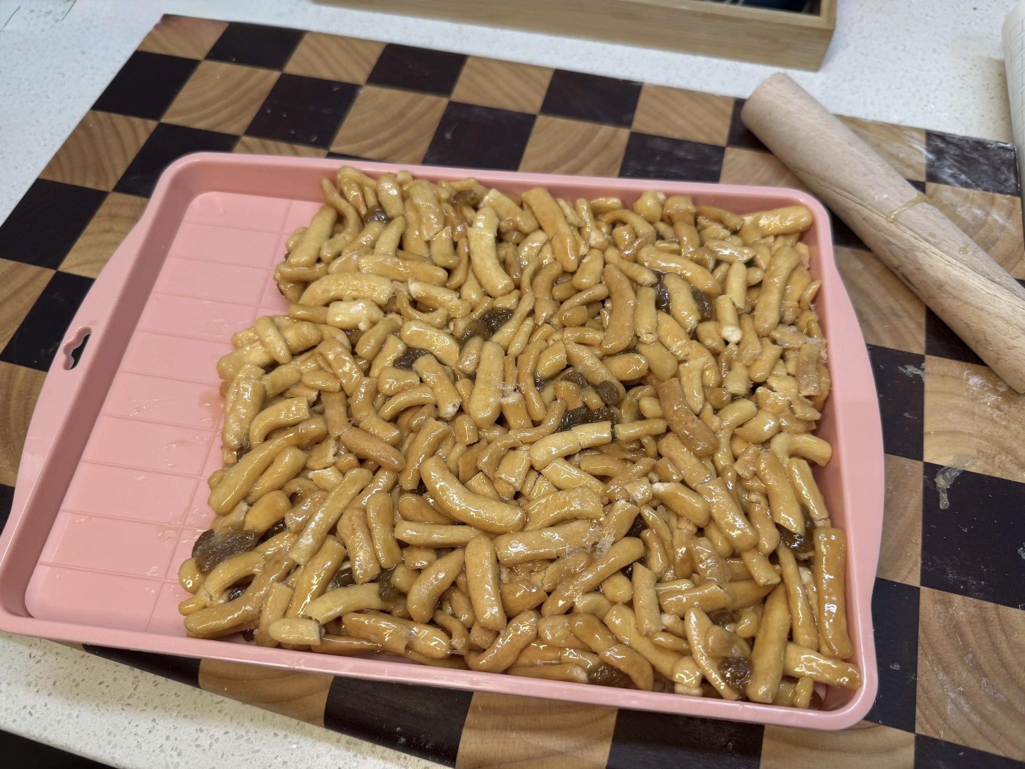 2 quả trứng gà trộn với 1 bát bột mì làm thành món bánh nhâm nhi ngày đông cực ngon được cả nhà yêu thích- Ảnh 7. 2 quả trứng gà trộn với 1 bát bột mì làm thành món bánh nhâm nhi ngày đông cực ngon được cả nhà yêu thích- Ảnh 7.