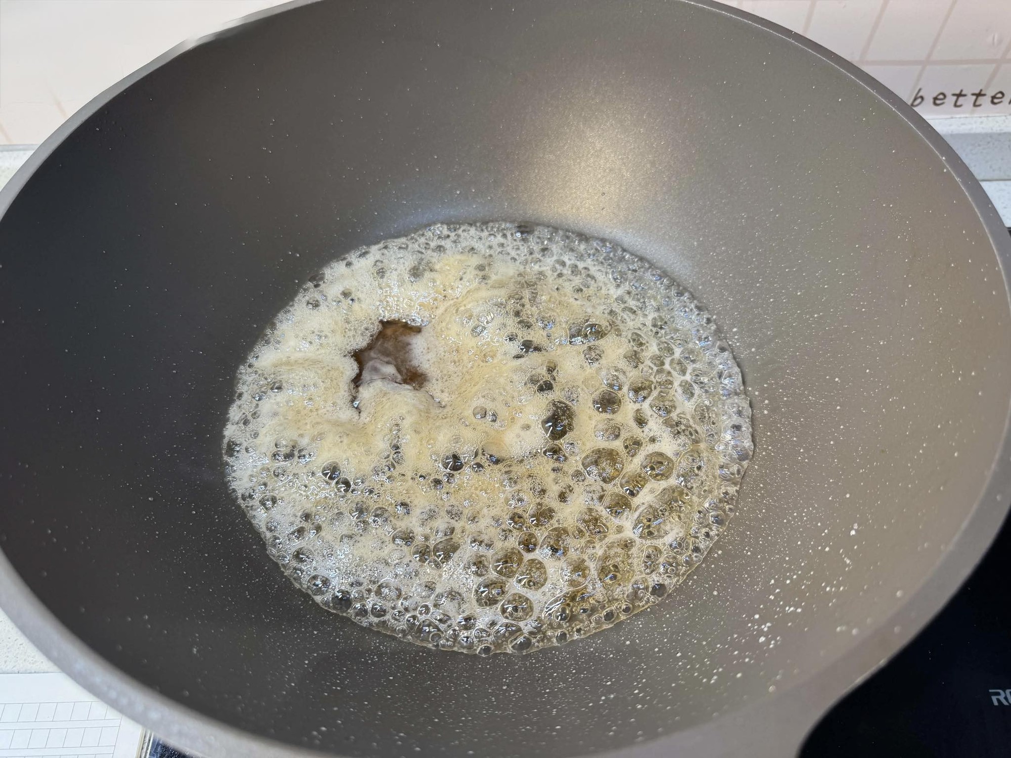 2 quả trứng gà trộn với 1 bát bột mì làm thành món bánh nhâm nhi ngày đông cực ngon được cả nhà yêu thích- Ảnh 5. 2 quả trứng gà trộn với 1 bát bột mì làm thành món bánh nhâm nhi ngày đông cực ngon được cả nhà yêu thích- Ảnh 5.