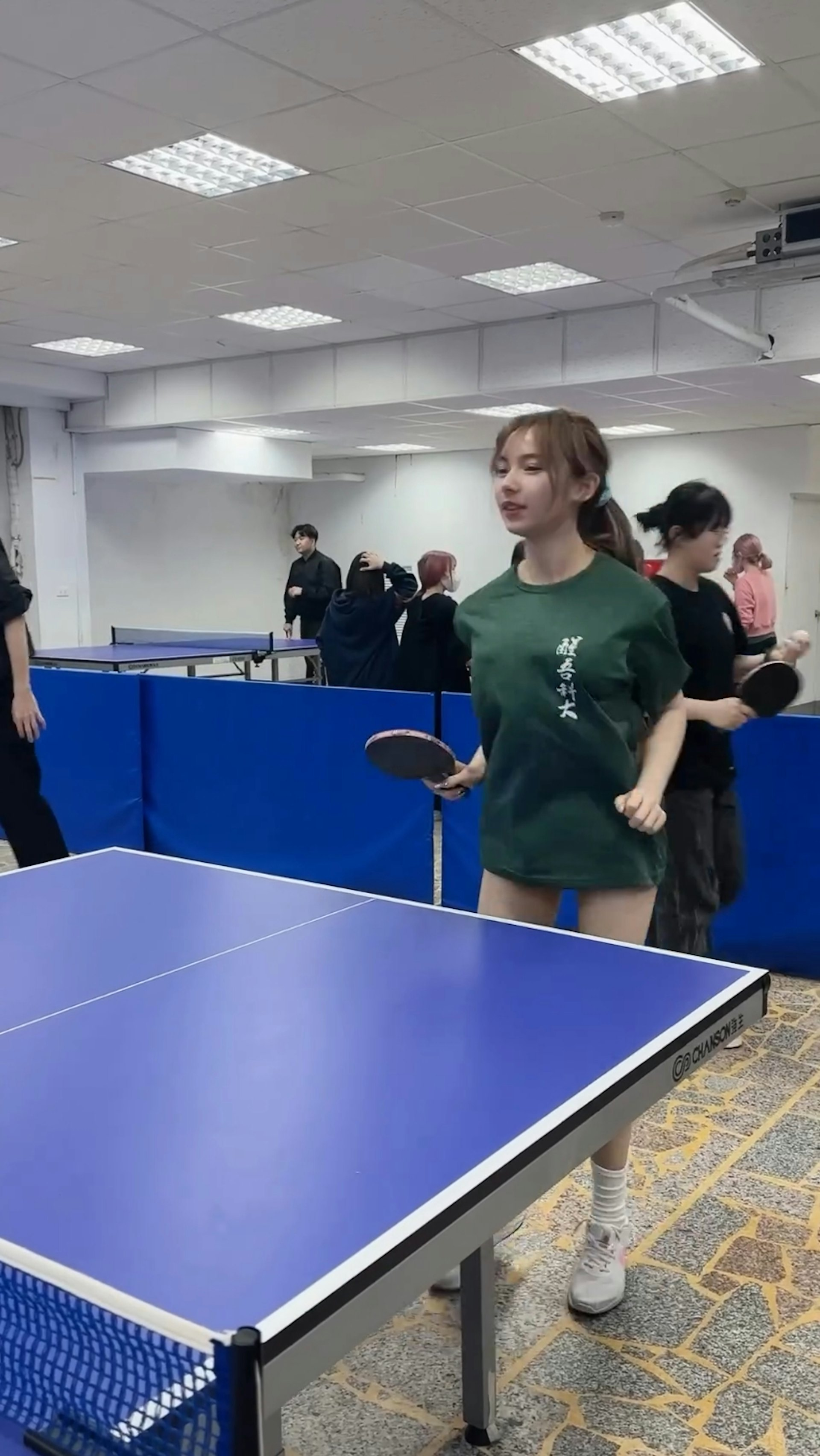 photo-1764569632616 photo-1764569632616