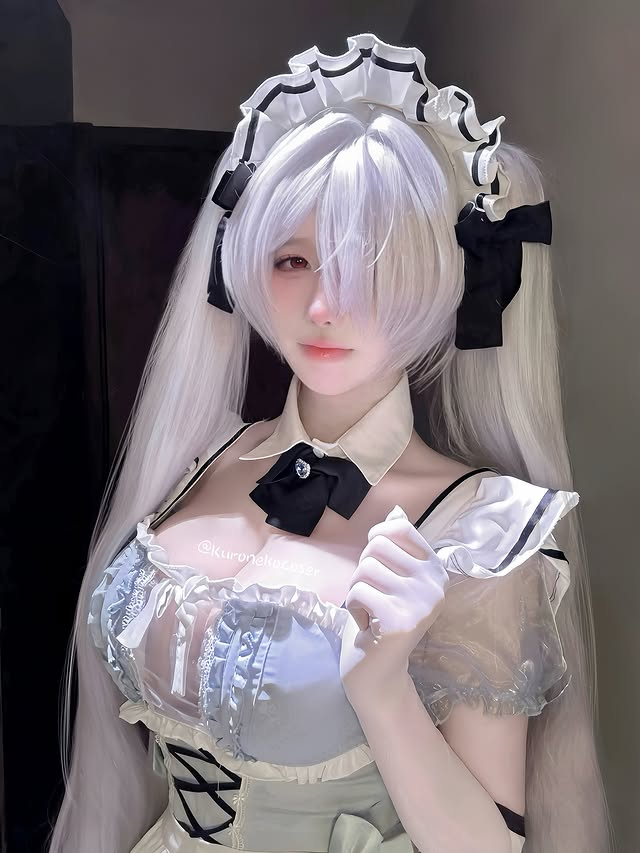 photo-1764600061477 photo-1764600061477