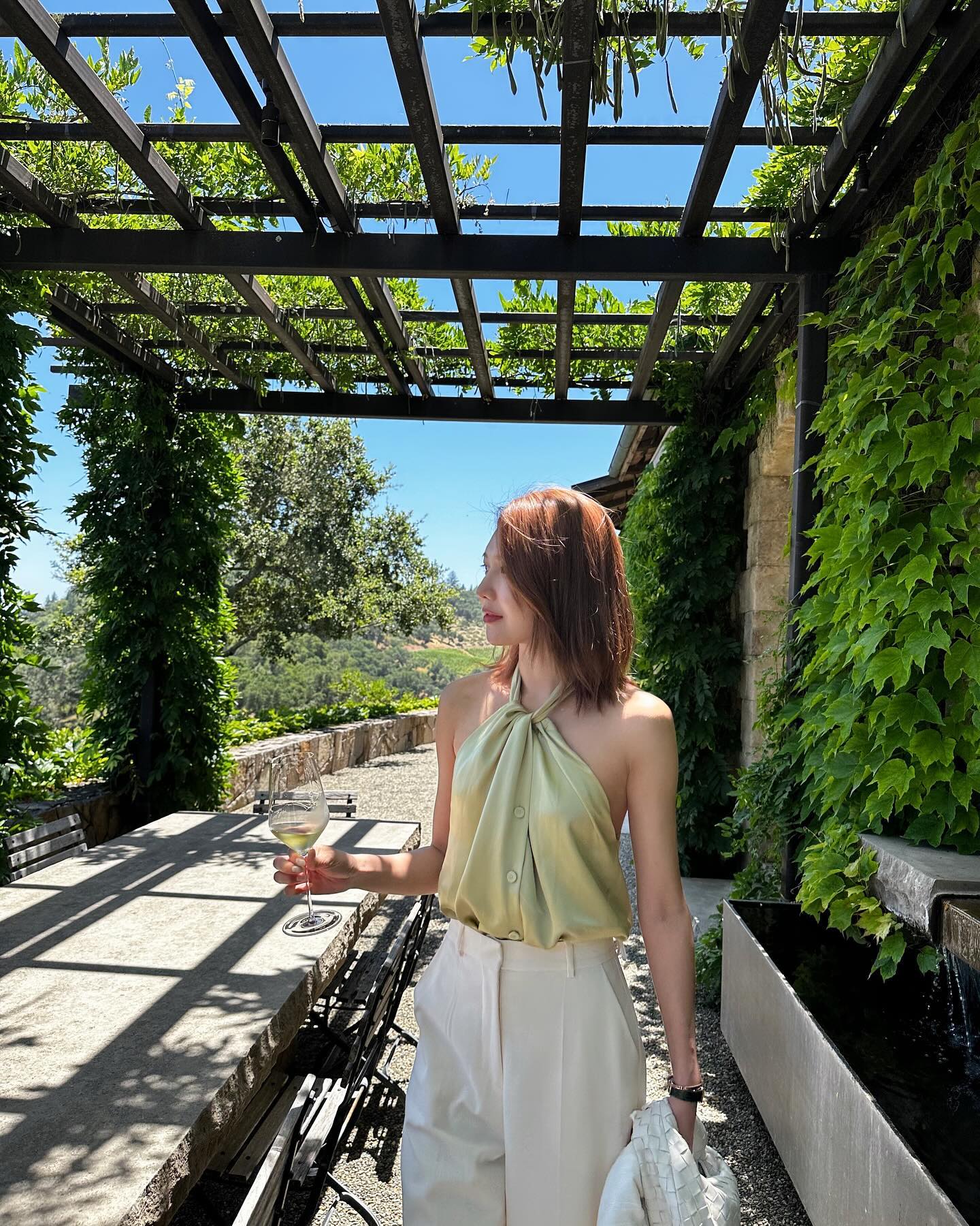 Tài tử Jung Kyung Ho có cô người yêu mặc quá đẹp, U40 ai cũng muốn sành điệu như thế này- Ảnh 6. Tài tử Jung Kyung Ho có cô người yêu mặc quá đẹp, U40 ai cũng muốn sành điệu như thế này- Ảnh 6.