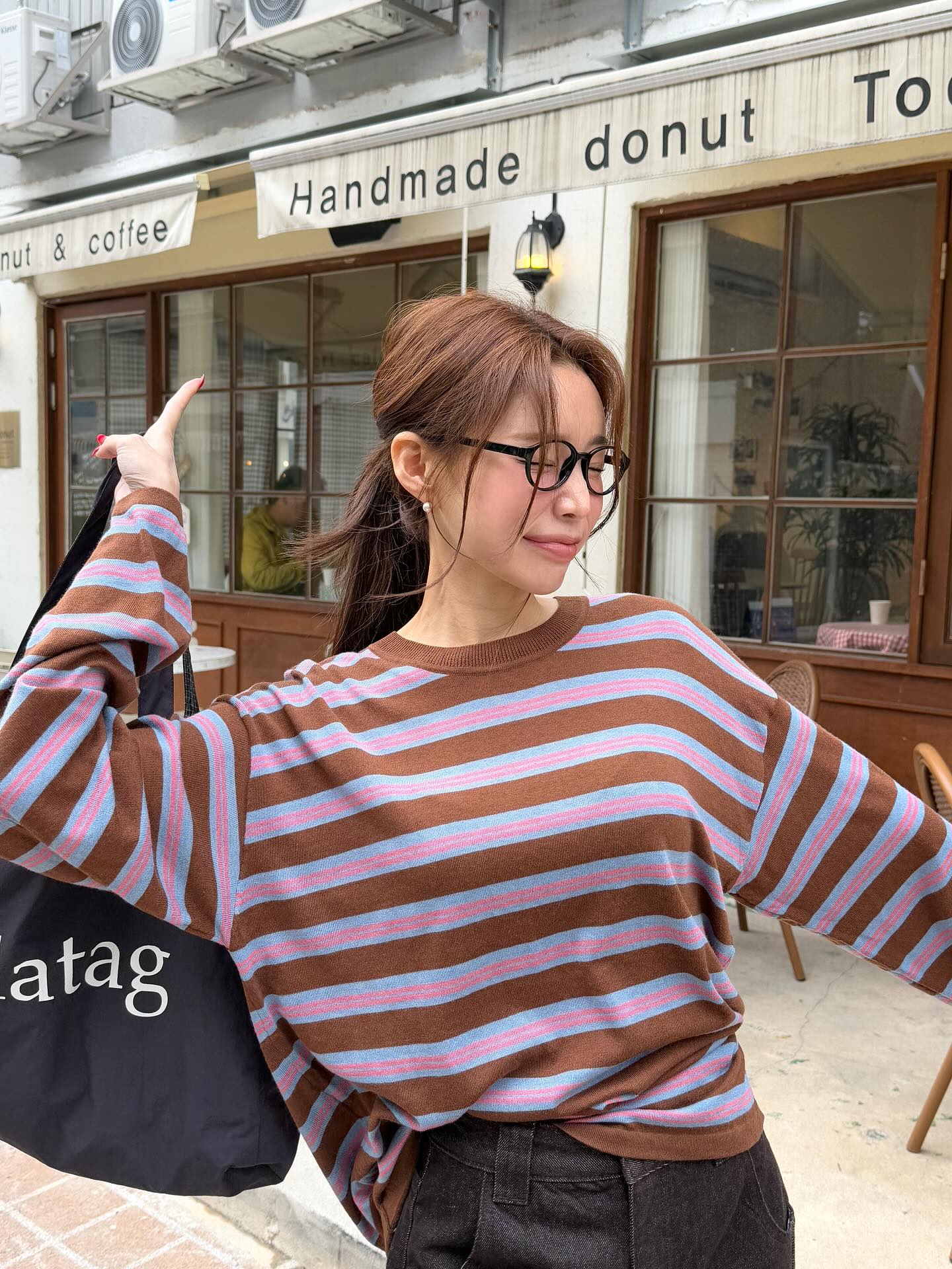 5 tông màu trang phục tôn da tốt nhất, mặc lên còn rất sang thì ai cũng phải có- Ảnh 8. 5 tông màu trang phục tôn da tốt nhất, mặc lên còn rất sang thì ai cũng phải có- Ảnh 8.