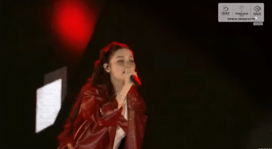 Nữ ca sĩ hát mở màn khai mạc SEA Games 2025 lên tiếng sau khi bị phát hiện hát nhép- Ảnh 1.