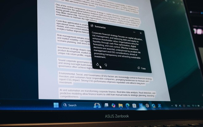 Sau siêu chu kỳ Covid-19, người dùng laptop đang có lý do mới để nâng cấp- Ảnh 1.