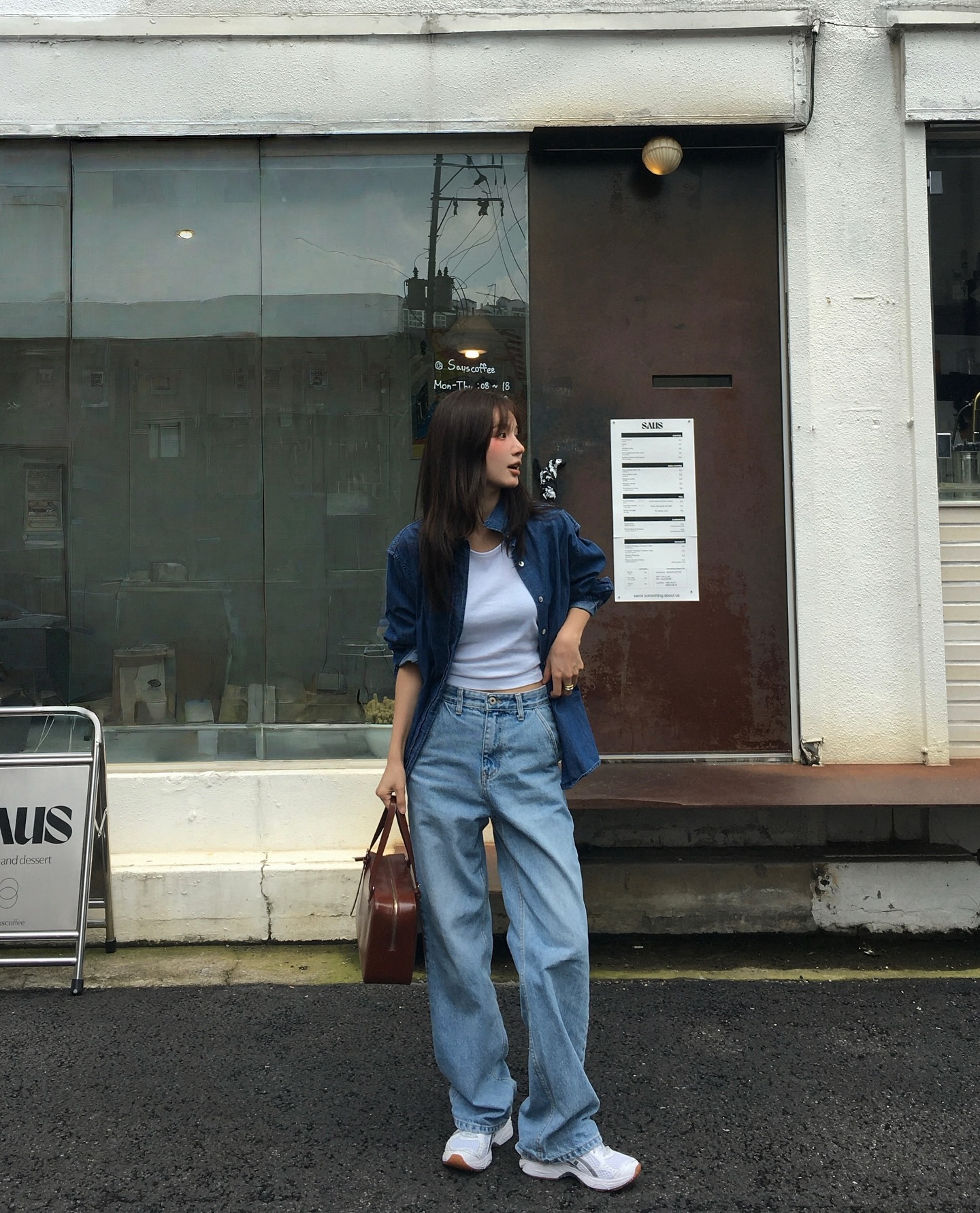 5 cách diện đồ hack tuổi không bao giờ sai, ai mặc cũng đẹp- Ảnh 10. 5 cách diện đồ hack tuổi không bao giờ sai, ai mặc cũng đẹp- Ảnh 10.