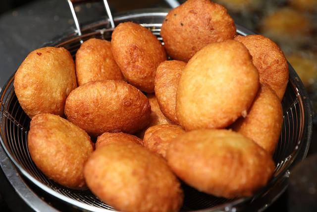 8 đặc sản Diên An nhất định phải thử: Món số 4 giống hệt một món "quốc dân đường phố" Việt Nam- Ảnh 3. 8 đặc sản Diên An nhất định phải thử: Món số 4 giống hệt một món "quốc dân đường phố" Việt Nam- Ảnh 3.